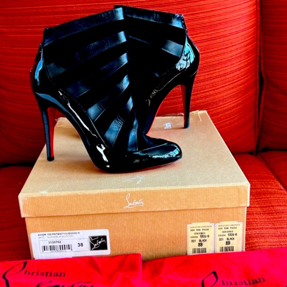 **SOLD Christian Louboutin Amor 100 Patent/VV/Cuoio Black Boot Size 8 **SOLD